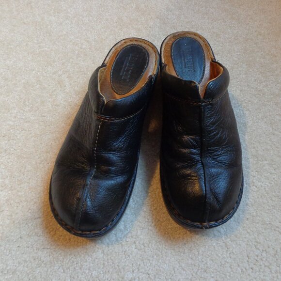 Born Black Pebbled Leather Slip On Clog Sandals Size 8 W3133 Casual Comfort 39 - Picture 3 of 8